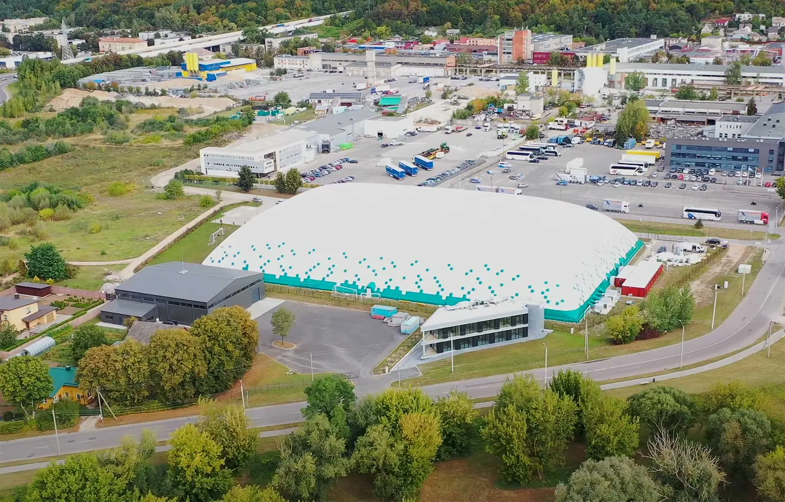 Nafukovacia futbalová hala CENTAURY+ v Kaunase, Litva
